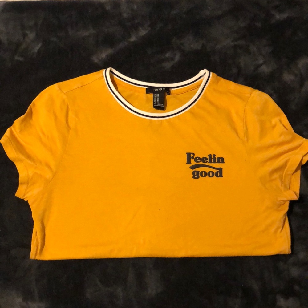 yellow tee ⚡️🌟💫